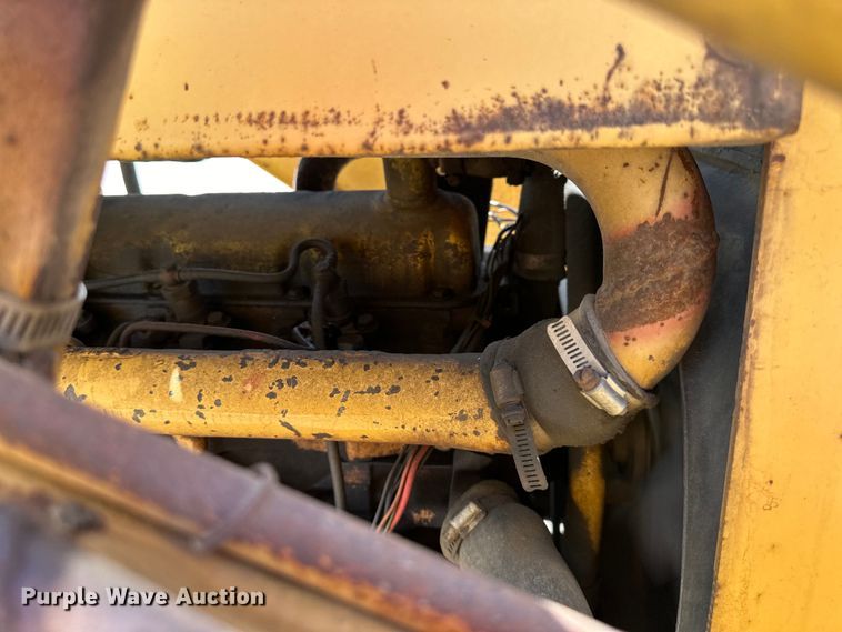 image for item NT9171 Ford 555B landscape tractor