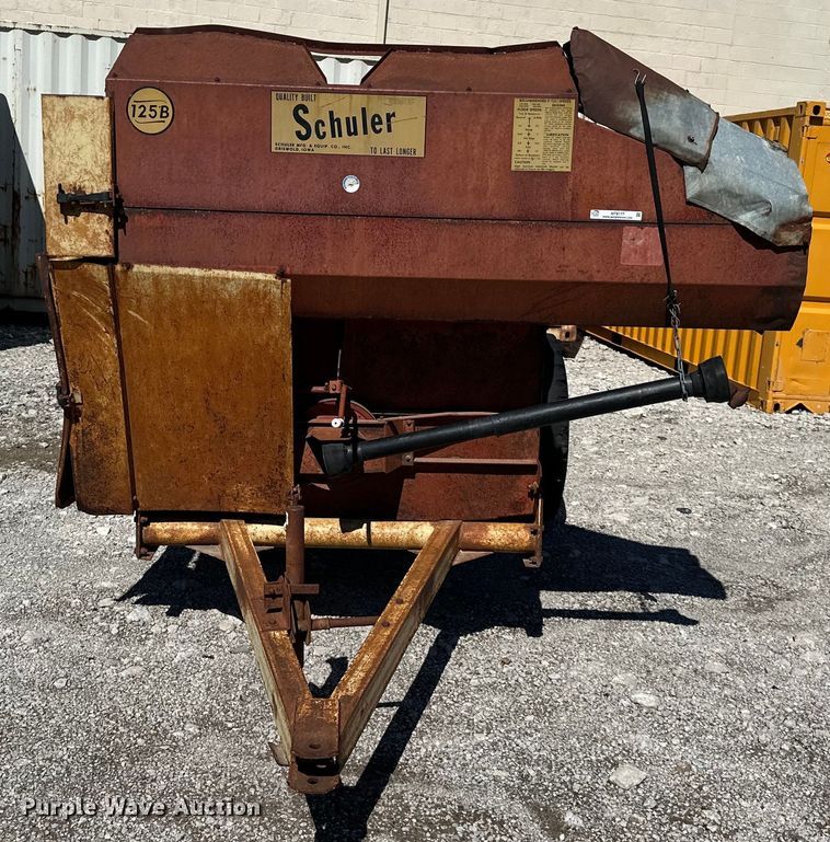 image for item NT9177 Schuler  feed wagon