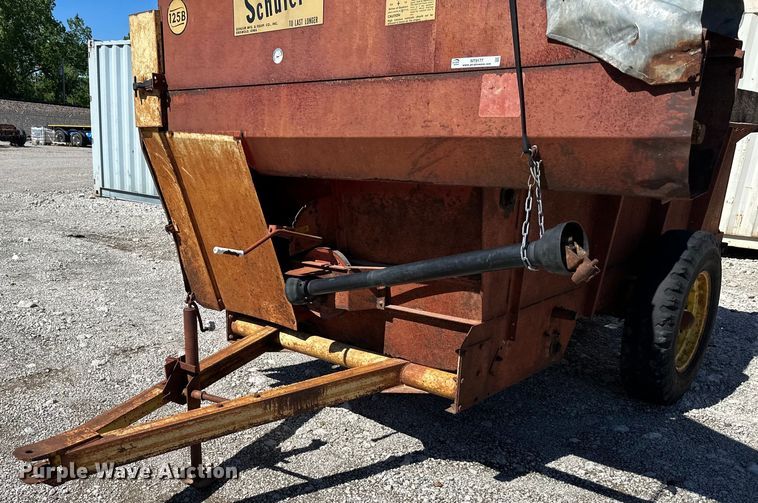 image for item NT9177 Schuler  feed wagon