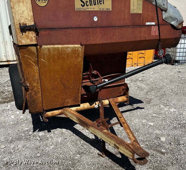 image for item NT9177 Schuler  feed wagon