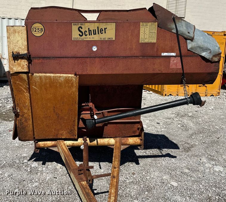 image for item NT9177 Schuler  feed wagon