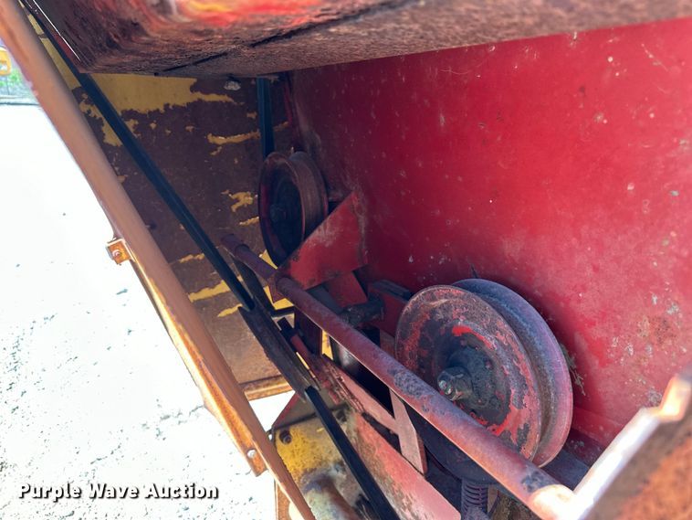 image for item NT9177 Schuler  feed wagon