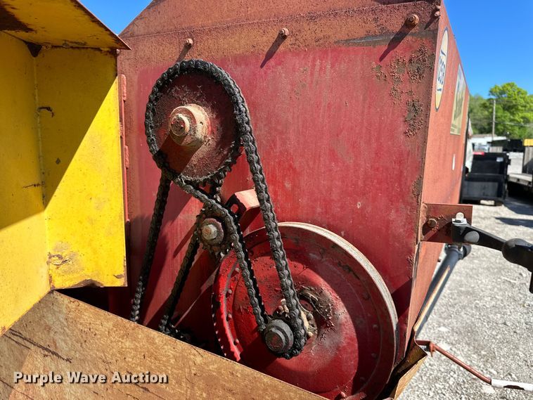 image for item NT9177 Schuler  feed wagon