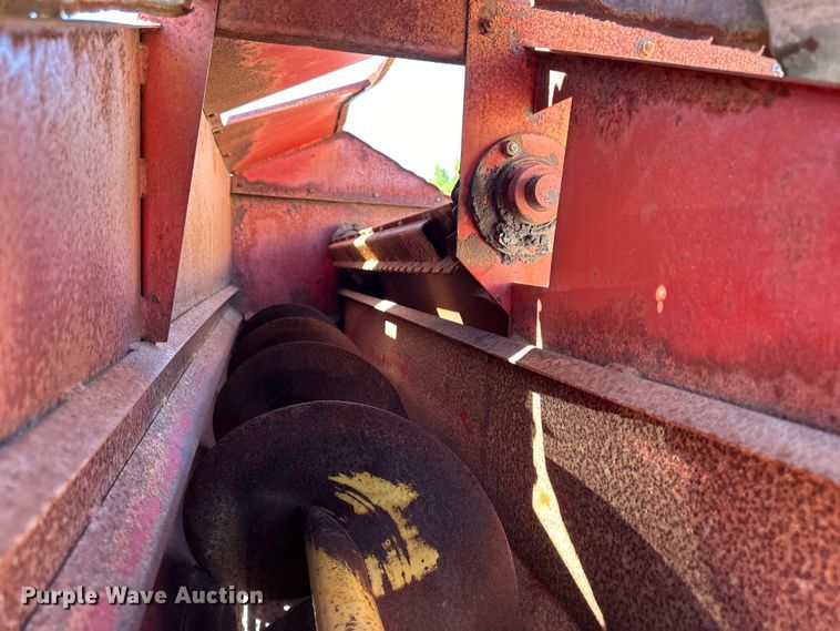 image for item NT9177 Schuler  feed wagon