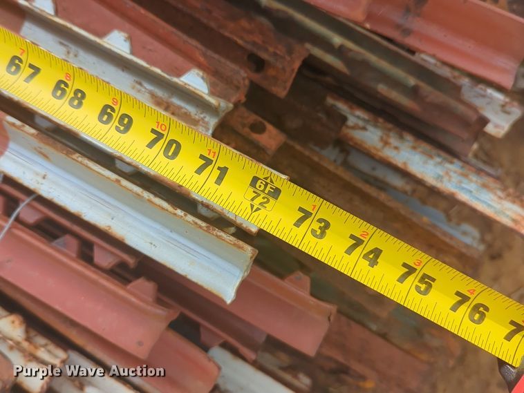 image for item NZ9693 (200) 6' L T-posts 