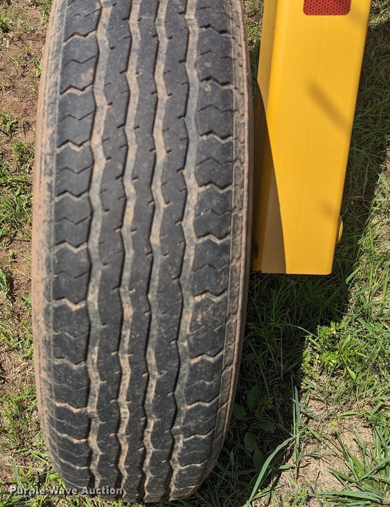 image for item NZ9730 2021 Vermeer VR1224 hay rake