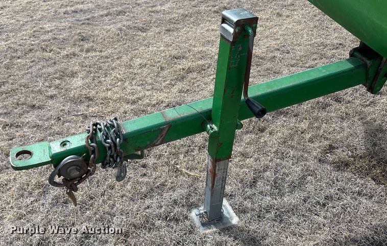 image for item OA9705 2005 John Deere 936D draper head