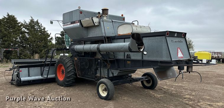 image for item OE9145 1980 Gleaner LM-M2 combine