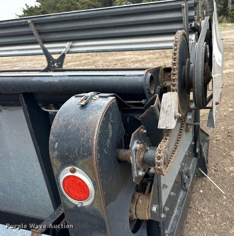 image for item OE9145 1980 Gleaner LM-M2 combine