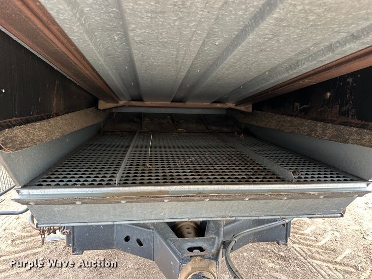 image for item OE9145 1980 Gleaner LM-M2 combine