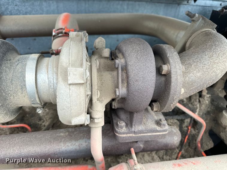 image for item OE9145 1980 Gleaner LM-M2 combine