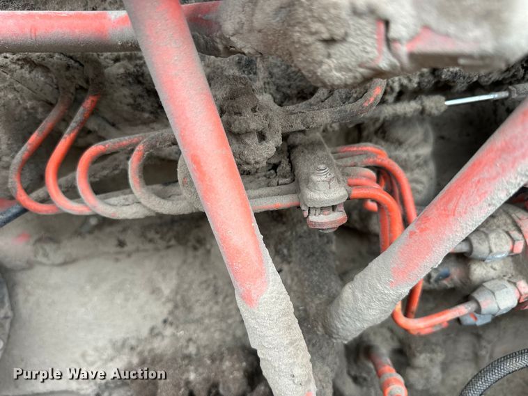 image for item OE9145 1980 Gleaner LM-M2 combine