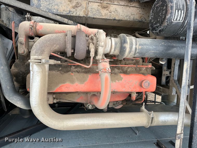 image for item OE9145 1980 Gleaner LM-M2 combine