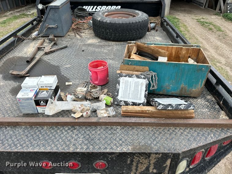 image for item OE9145 1980 Gleaner LM-M2 combine