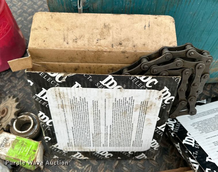 image for item OE9145 1980 Gleaner LM-M2 combine