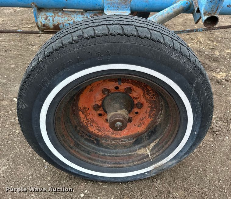 image for item OE9145 1980 Gleaner LM-M2 combine