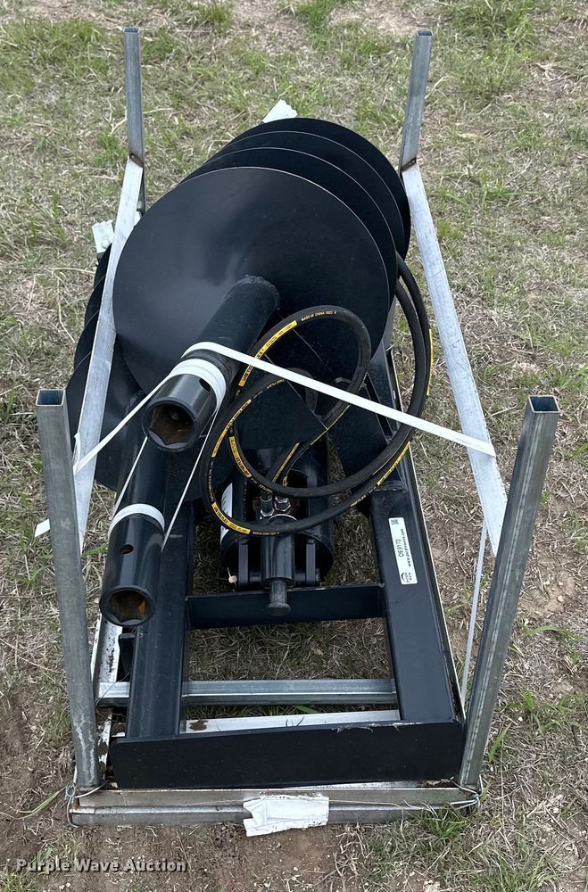 JCT skid steer auger in Ellis, KS Item OE9172 for sale Purple Wave