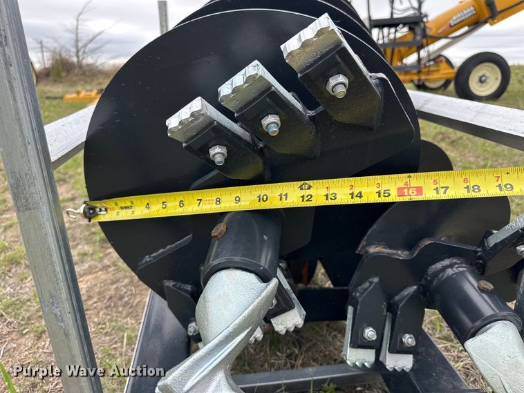 JCT skid steer auger in Ellis, KS Item OE9172 for sale Purple Wave