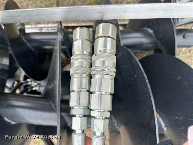 JCT skid steer auger in Ellis, KS Item OE9172 for sale Purple Wave