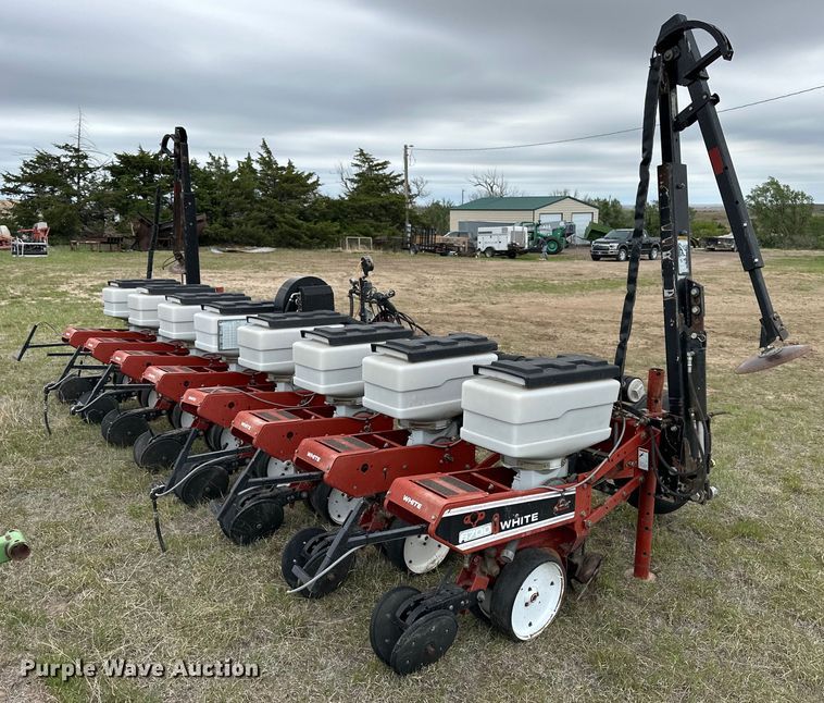 image for item OE9176 White 6700 planter