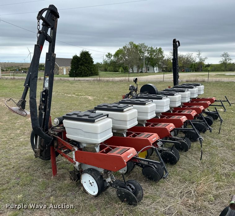 image for item OE9176 White 6700 planter