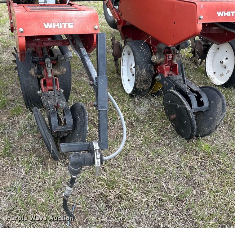 image for item OE9176 White 6700 planter