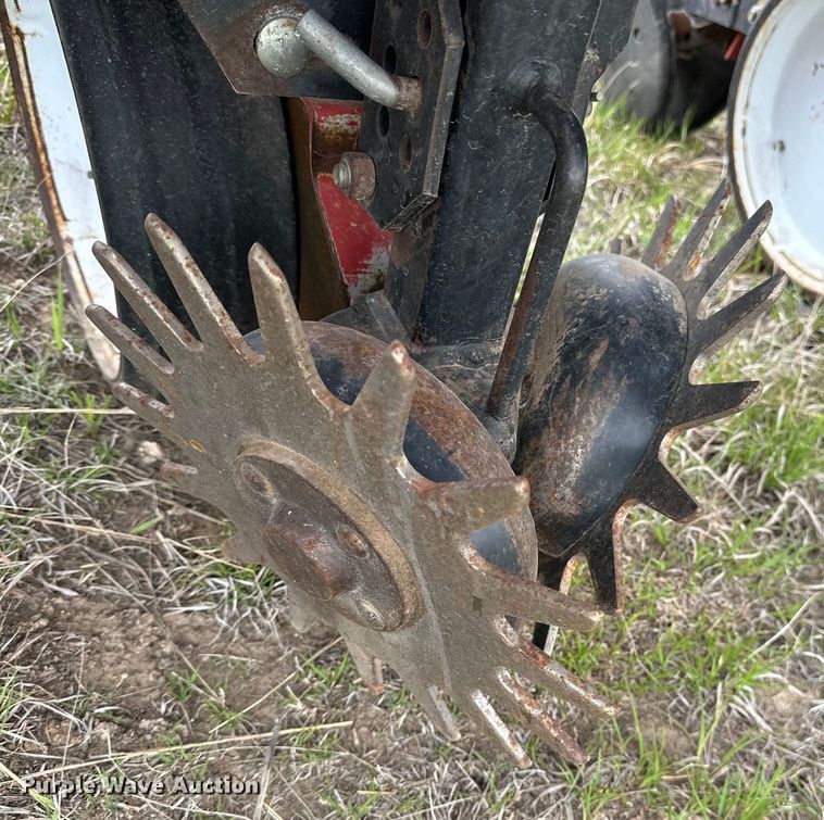 image for item OE9176 White 6700 planter