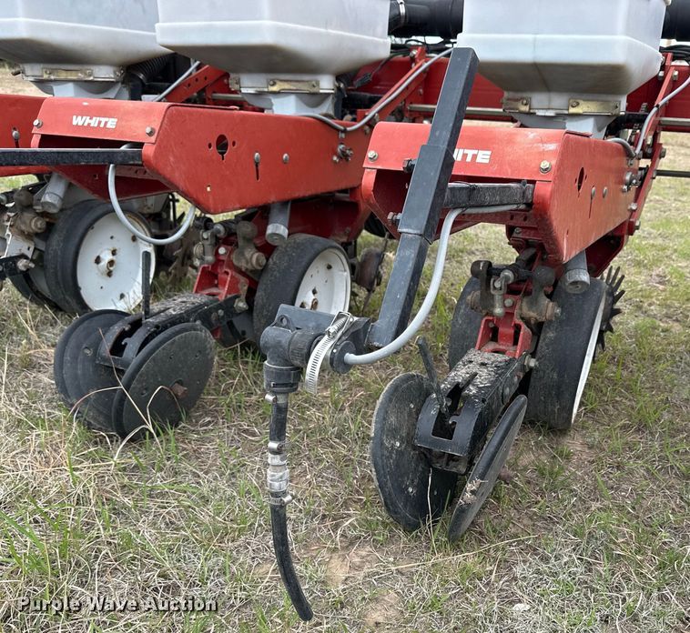 image for item OE9176 White 6700 planter