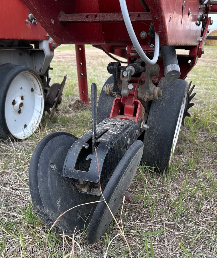 image for item OE9176 White 6700 planter