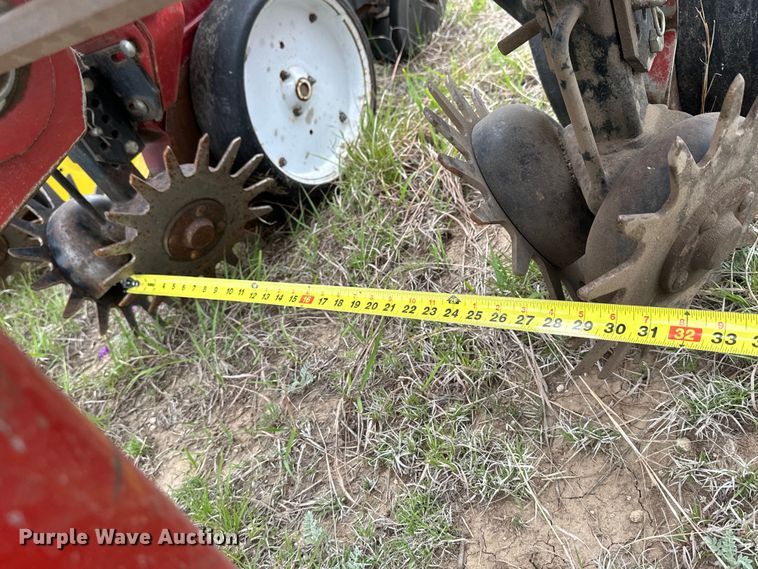 image for item OE9176 White 6700 planter