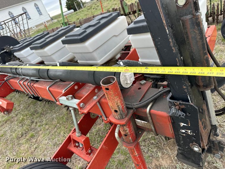 image for item OE9176 White 6700 planter