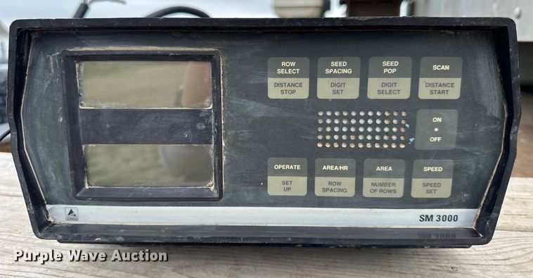 image for item OE9176 White 6700 planter