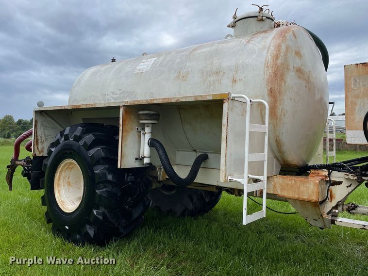 image for item OG9925 Ag-Chem Ag Gator 2004 manure spreader truck