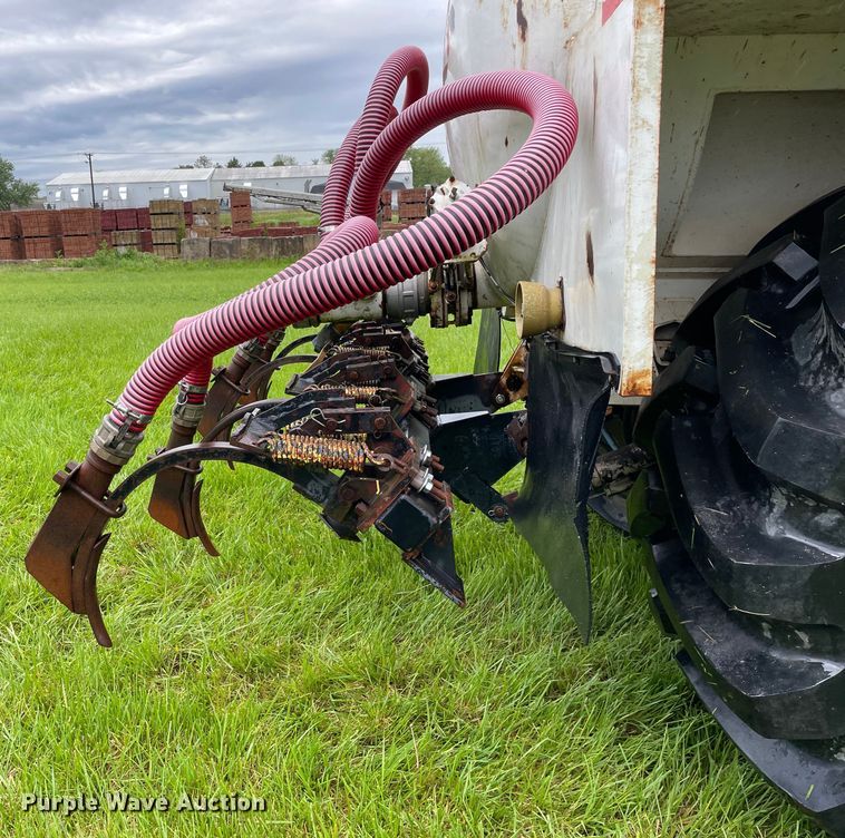 image for item OG9925 Ag-Chem Ag Gator 2004 manure spreader truck