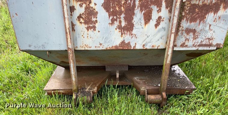 image for item OG9928 (2) roll-off containers 