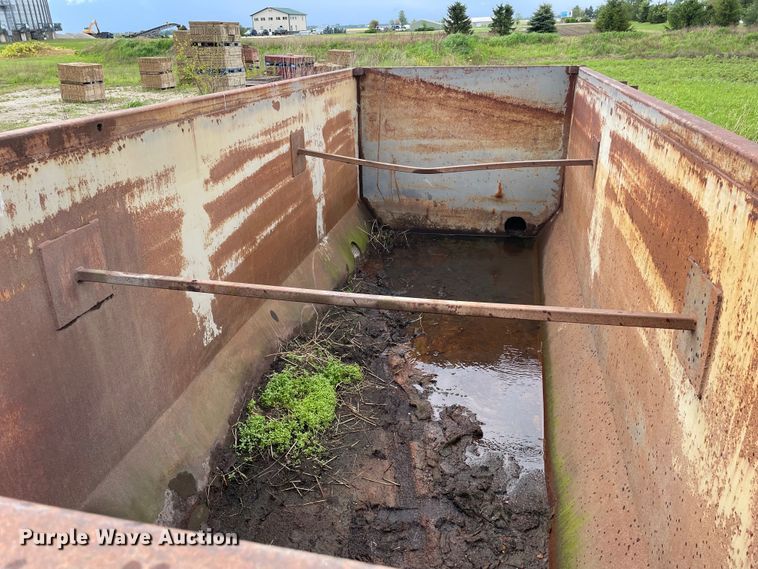 image for item OG9928 (2) roll-off containers 