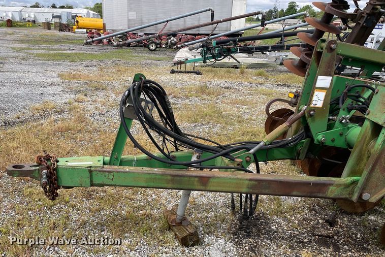 image for item OG9933 John Deere  726 mulch finisher