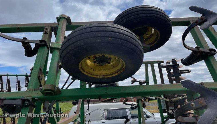 image for item OG9933 John Deere  726 mulch finisher