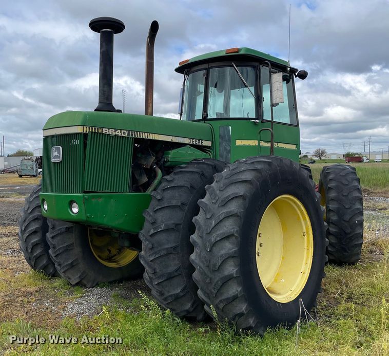 image for item OG9934 1979 John Deere 8640 4WD tractor