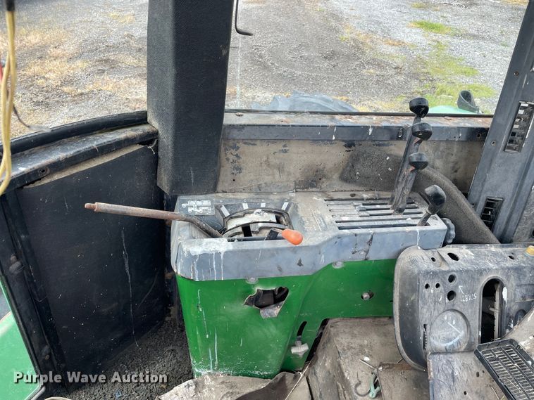 image for item OG9934 1979 John Deere 8640 4WD tractor