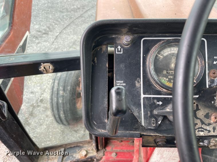 image for item OG9937 1977 International  1486 tractor