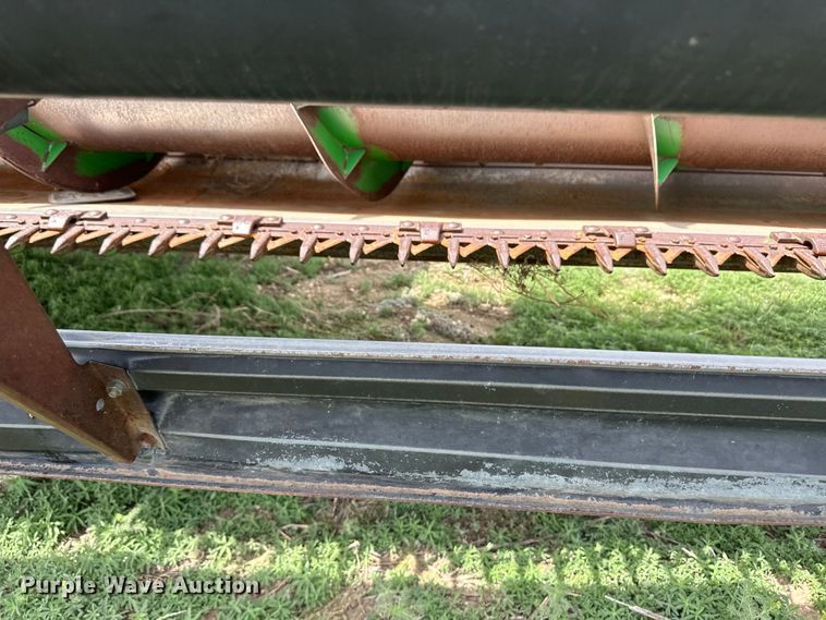 image for item OI9048 1994 John Deere 9600 combine