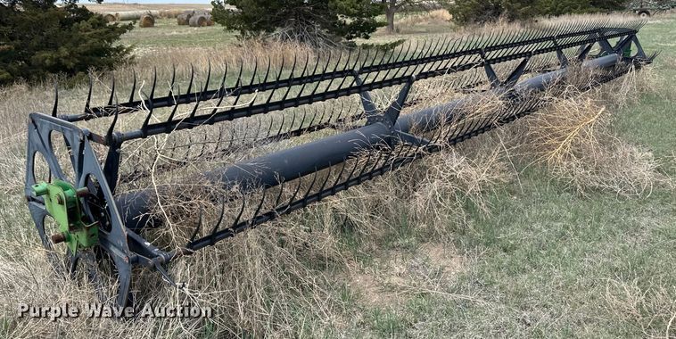 image for item OI9048 1994 John Deere 9600 combine