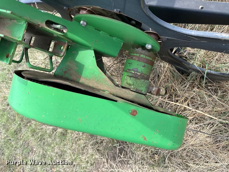 image for item OI9048 1994 John Deere 9600 combine