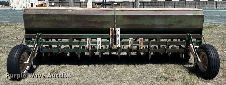 image for item OI9067 Grain drill