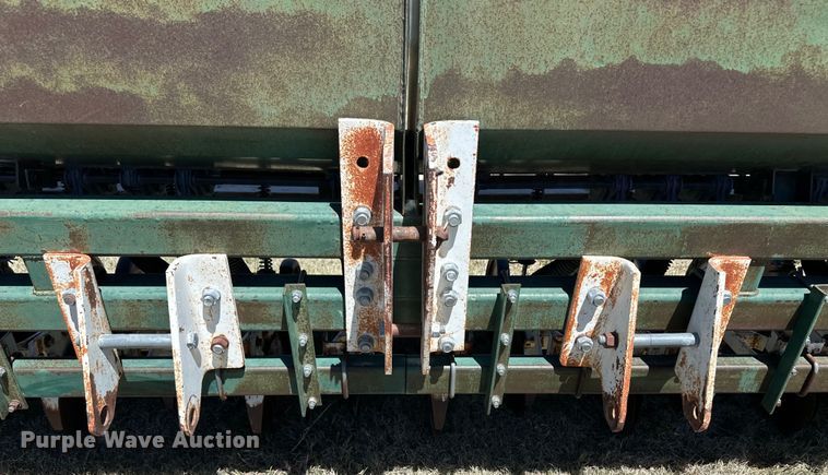 image for item OI9067 Grain drill