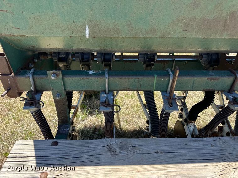 image for item OI9067 Grain drill