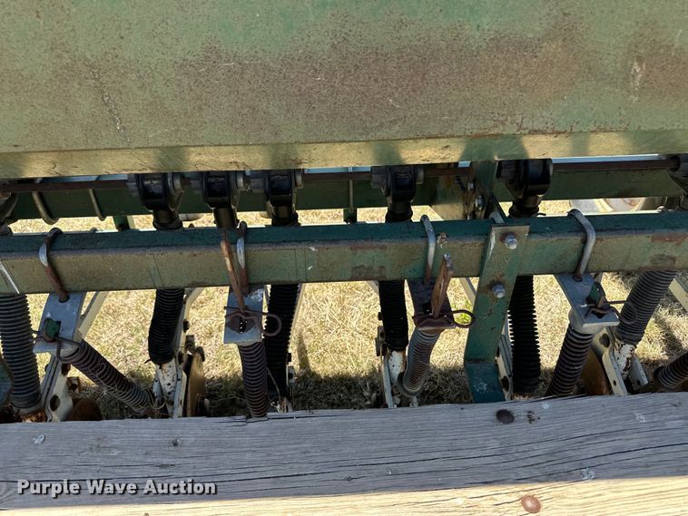 image for item OI9067 Grain drill