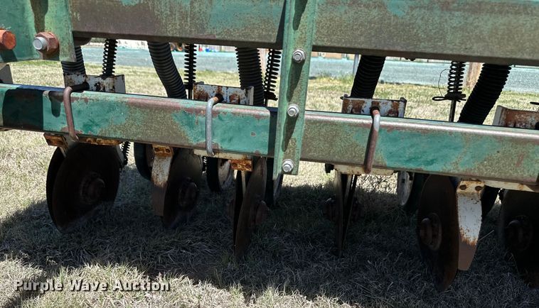 image for item OI9067 Grain drill