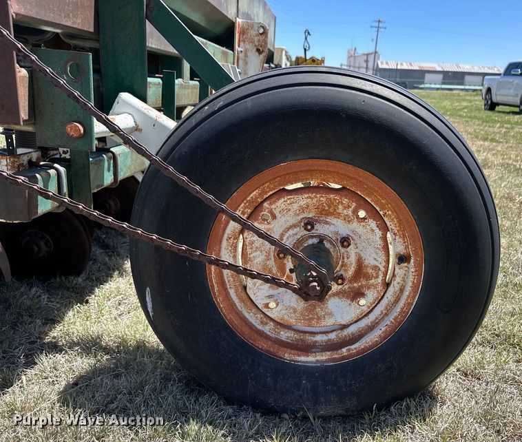 image for item OI9067 Grain drill